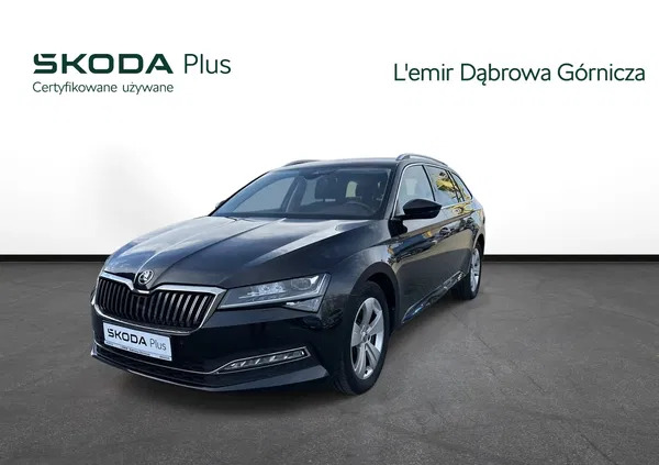 samochody osobowe Skoda Superb cena 105900 przebieg: 123460, rok produkcji 2019 z Krzywiń